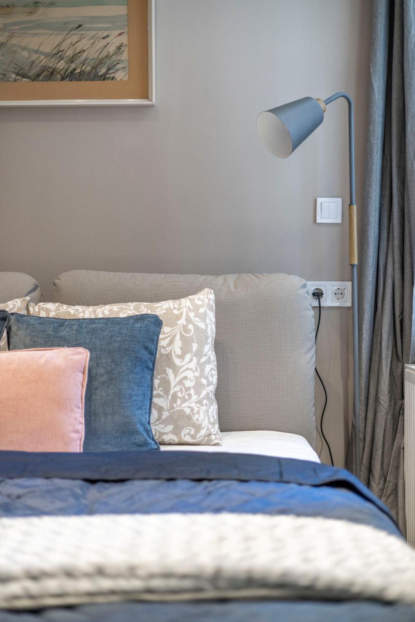 Charming Central Dream Home & Retreat By Prestige Homes Budapest Bagian luar foto